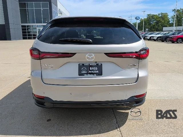 New 2026 Platinum Quartz Metallic Mazda 3.3 Turbo Preferred AWD image 8