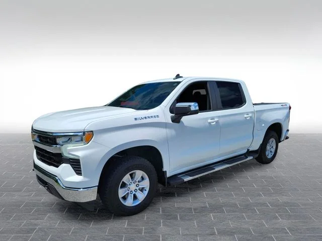 Used 2023 White Chevrolet LT image 3
