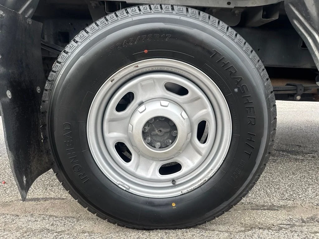 Used 2026 Gray Ford XL image 10