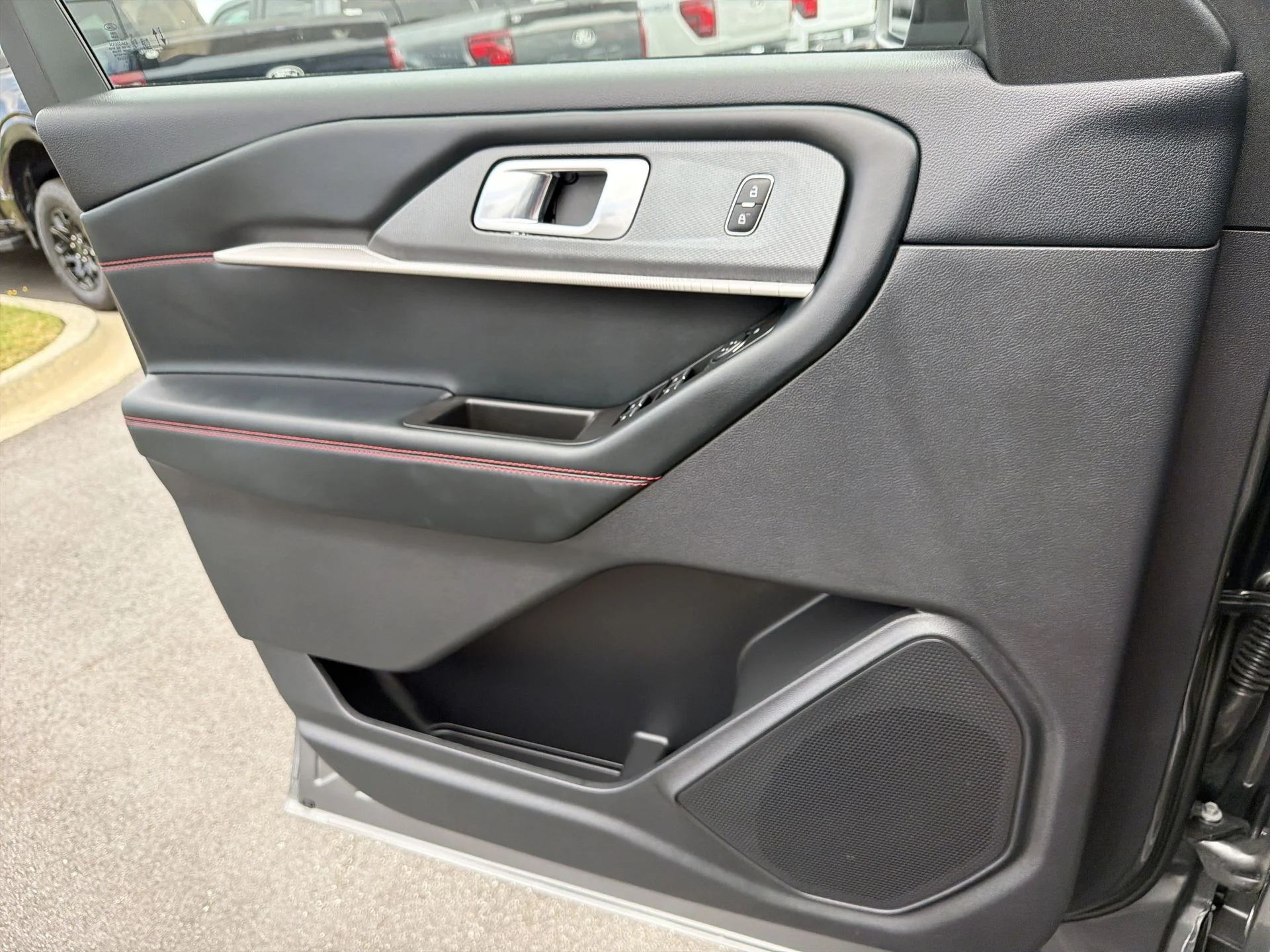 Certified Used 2025 Gray Metallic Ford ST-Line image 19
