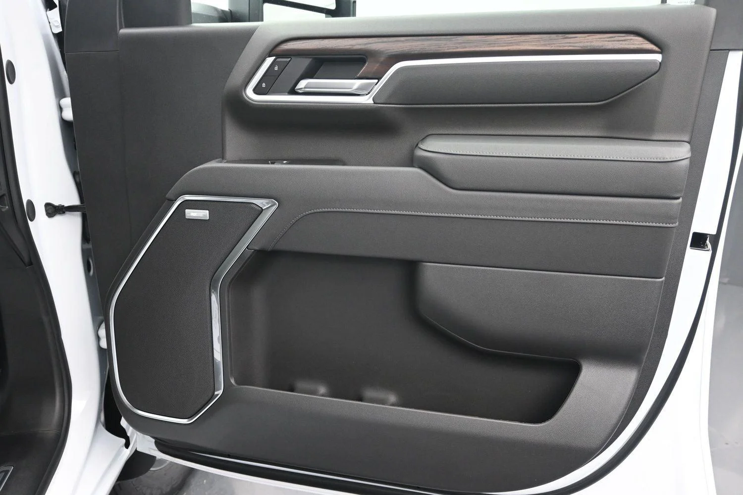 New 2026 Summit White GMC SLT image 10