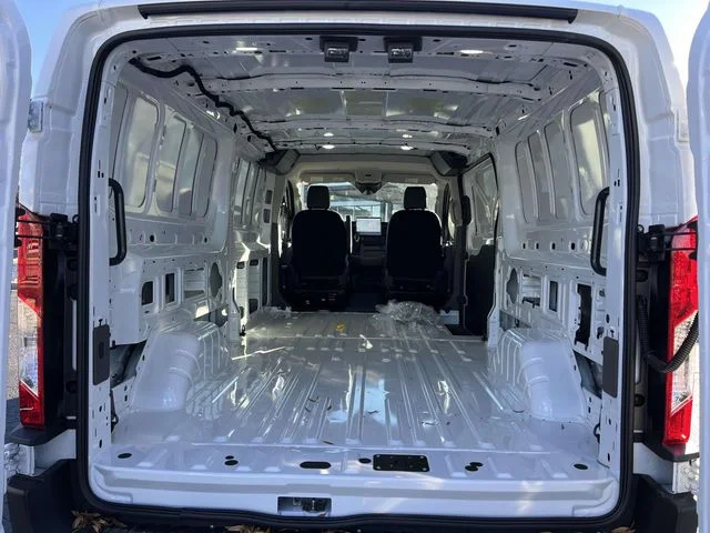 New 2025 White Ford Base image 21