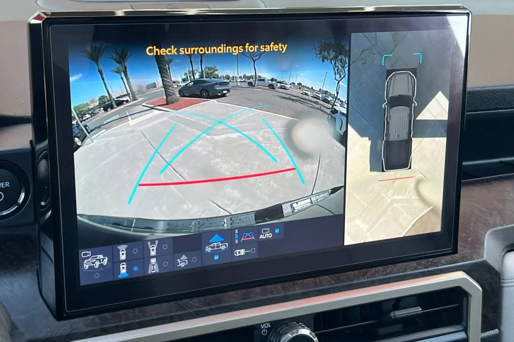 Certified Used 2025  Toyota Limited image 22