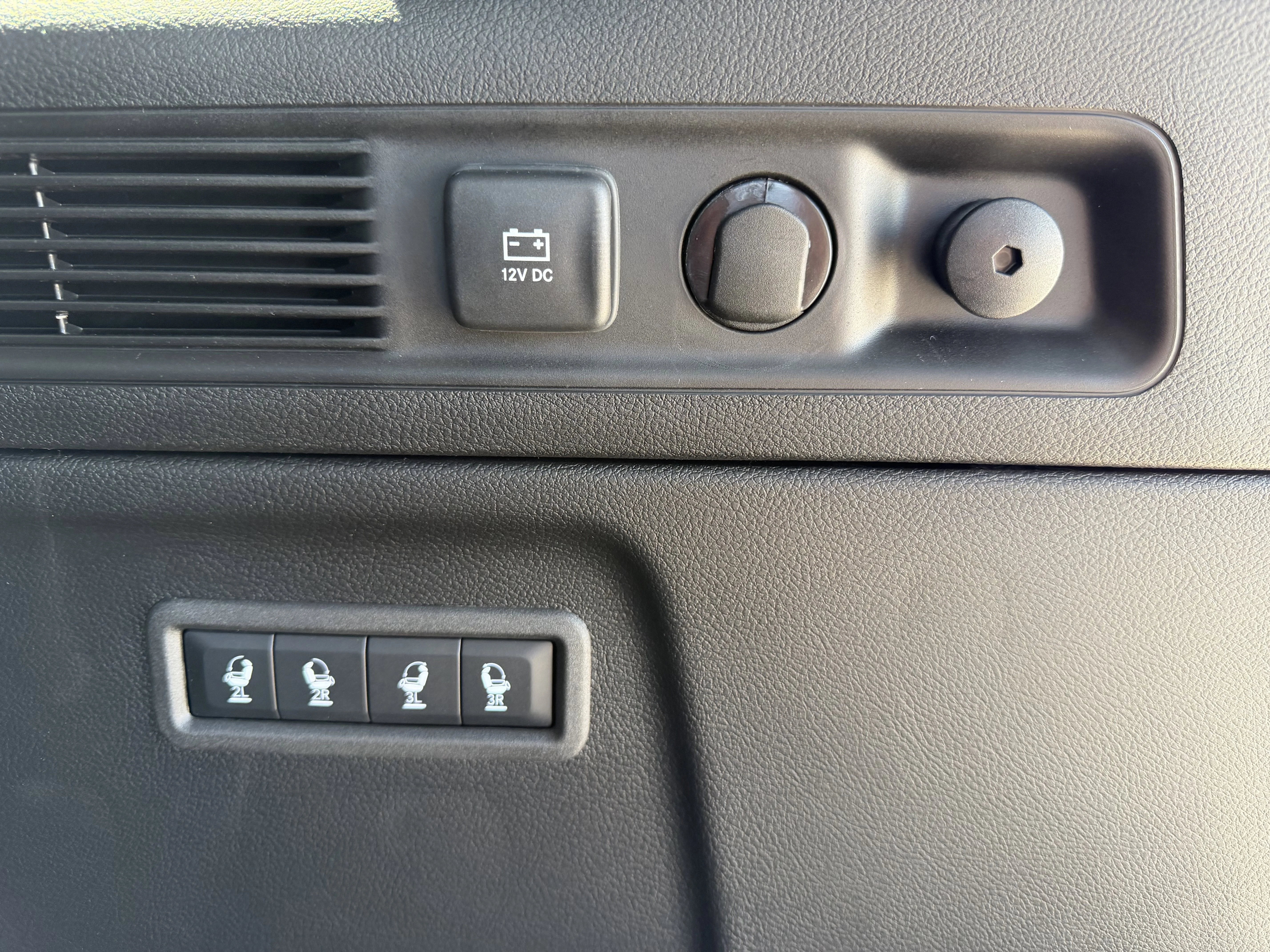New 2026 Steel Blue Exterior Paint Jeep  image 8