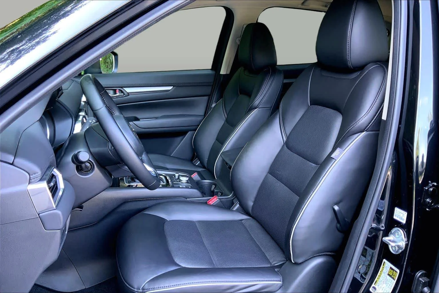Certified Used 2025 Jet Black Mica Mazda 2.5 S Select Package image 9