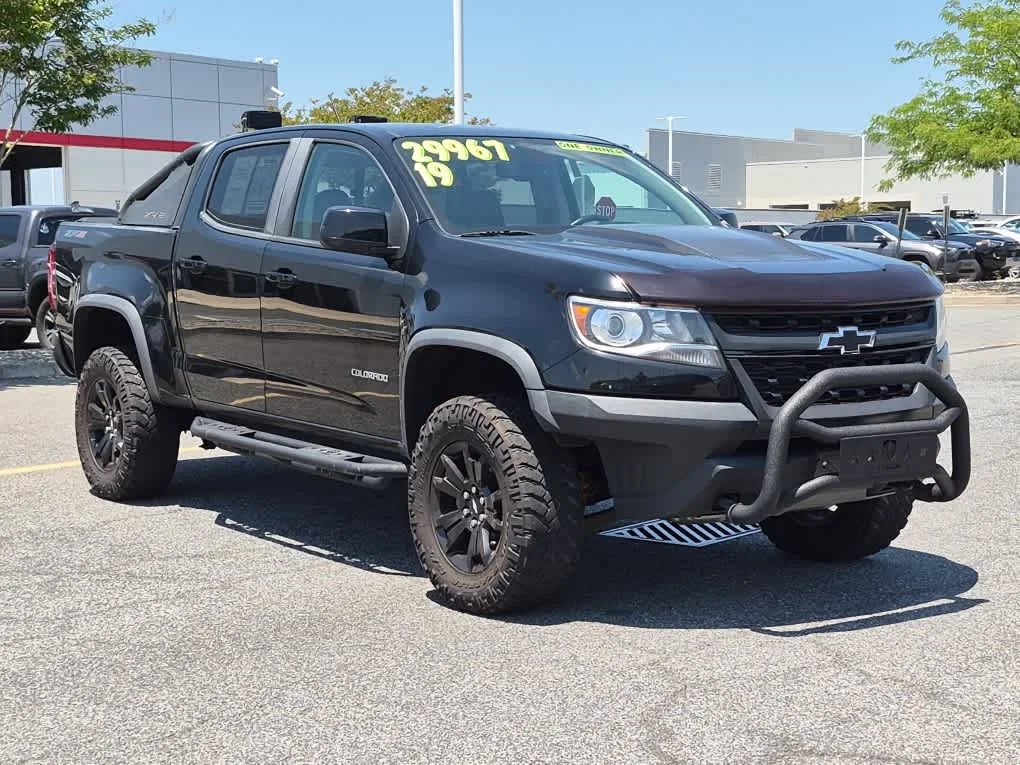 Used 2019 Black Chevrolet 4WD ZR2 image 3
