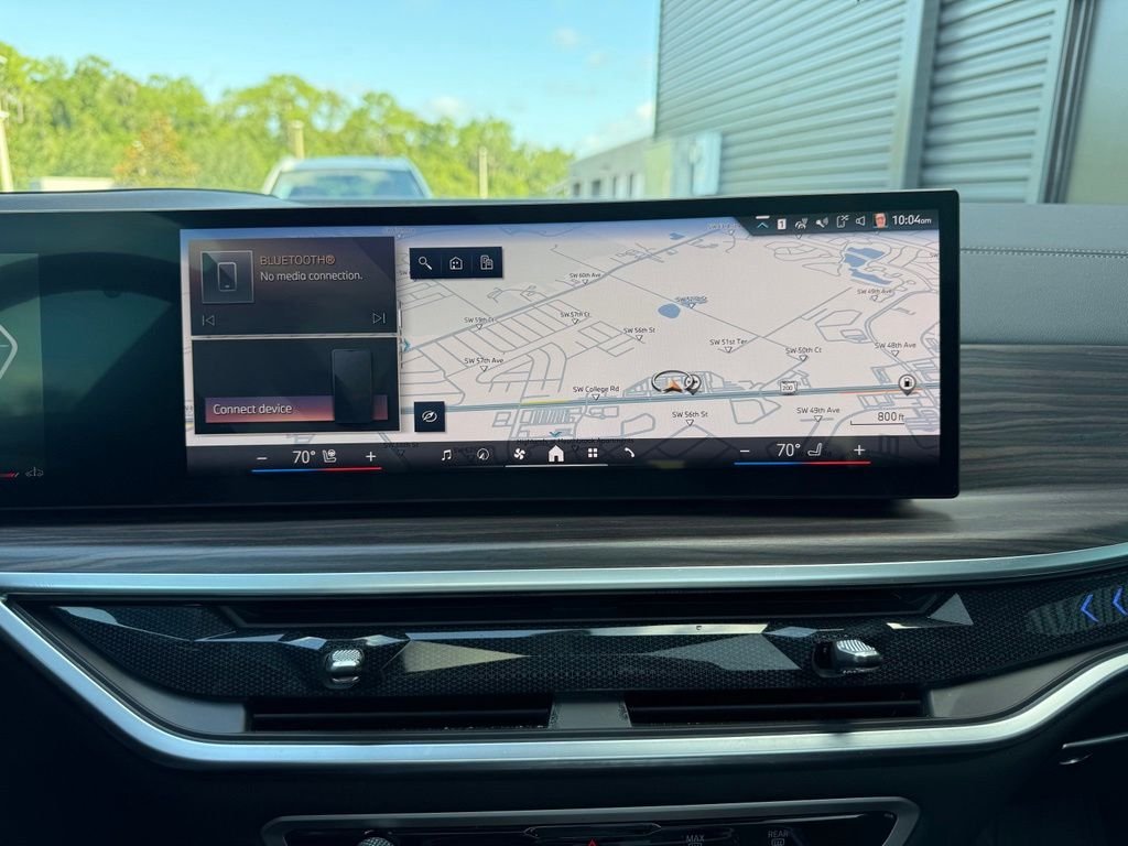 Used 2024 Skyscraper Grey Metallic BMW sDrive40i image 17