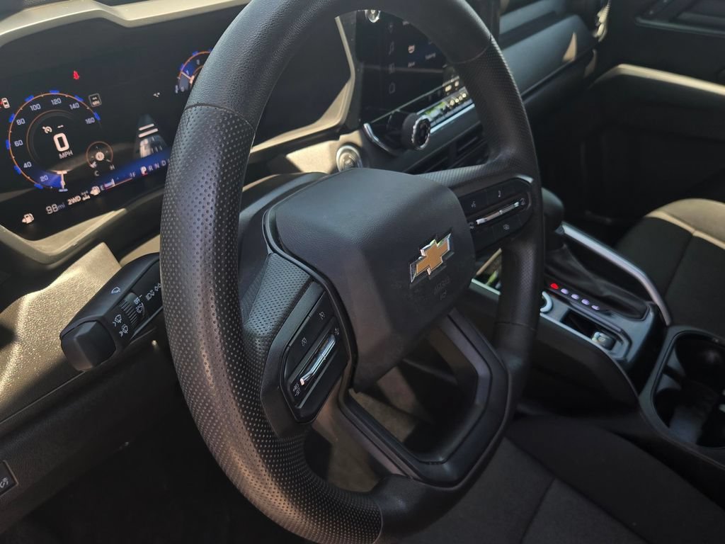 Used 2025 Summit White Chevrolet WT/LT image 11