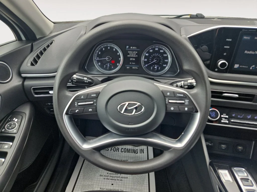 Used 2022 Gray Hyundai SEL image 11