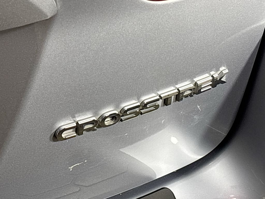 Used 2020 Ice Silver Metallic Subaru Premium image 24