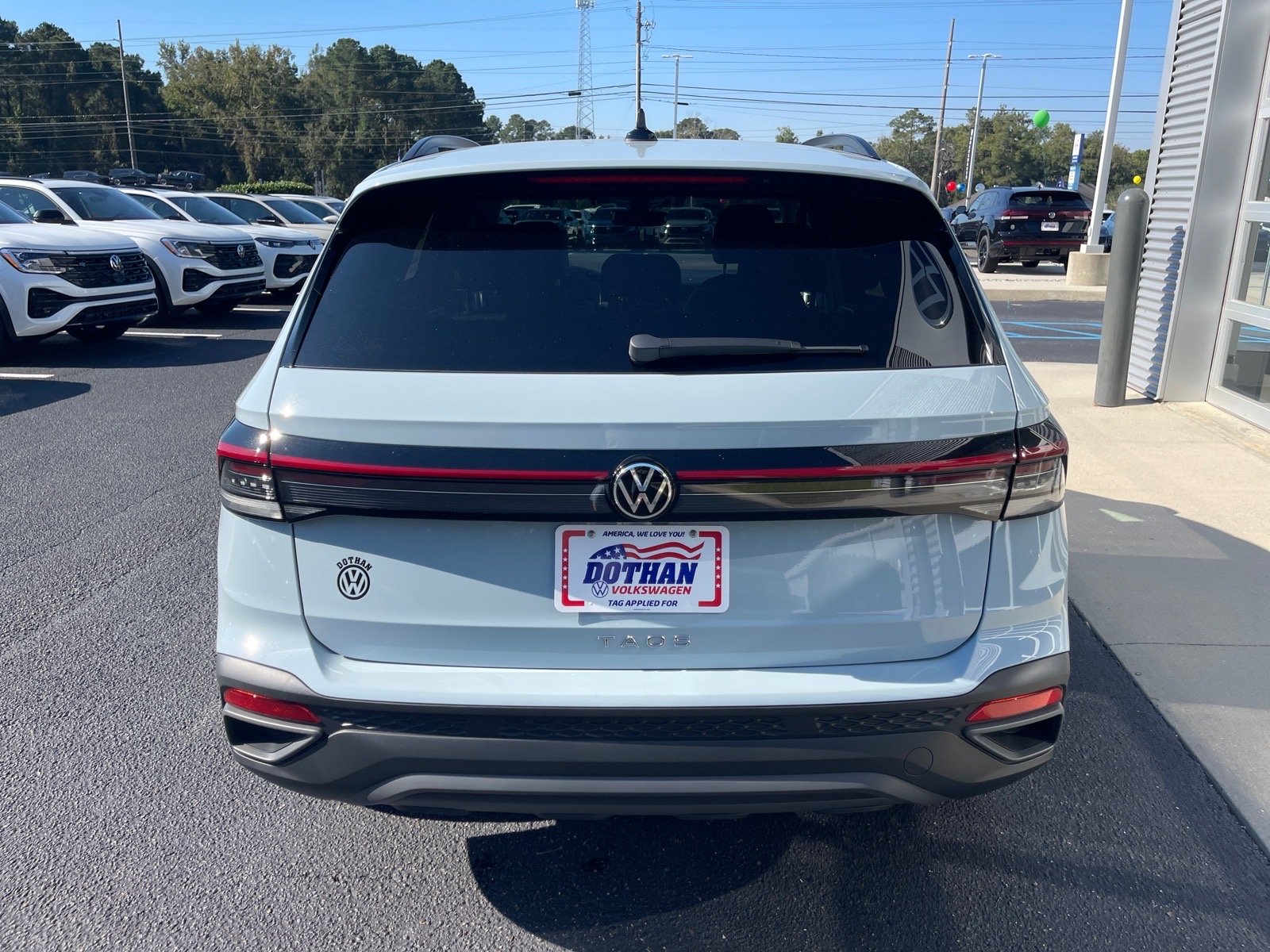 New 2027 Platinum Gray Metallic 2r2r Volkswagen Sport image 13