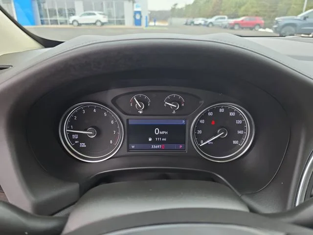 Used 2022 Summit White Buick Essence image 16