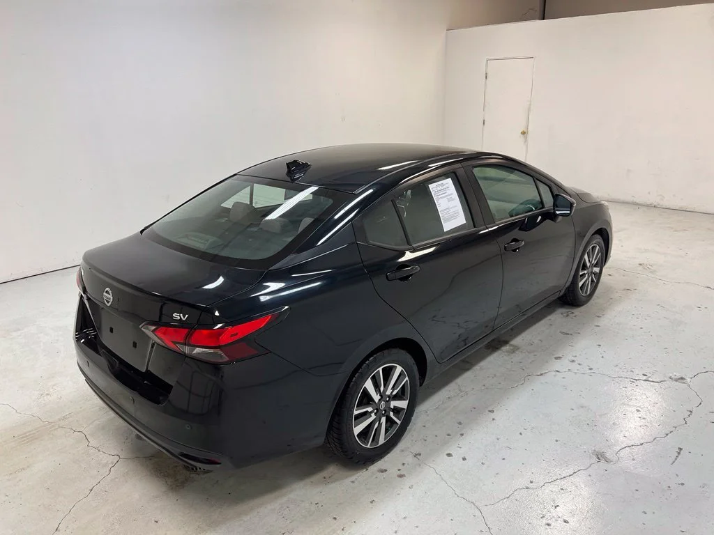 Used 2021 Nissan Versa Sedan SV with VIN 3N1CN8EV5ML893408 for sale in Newton, KS