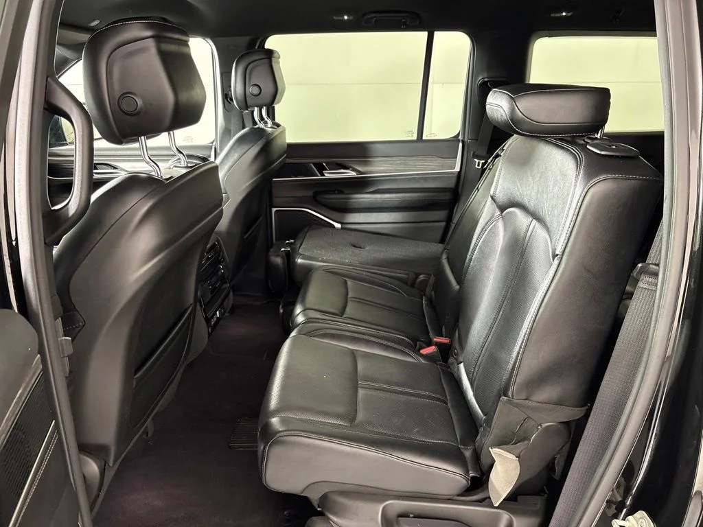Used 2024 Black Jeep Series II image 25
