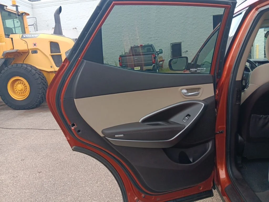 Used 2018 Canyon Copper Hyundai 2.4 Base image 31