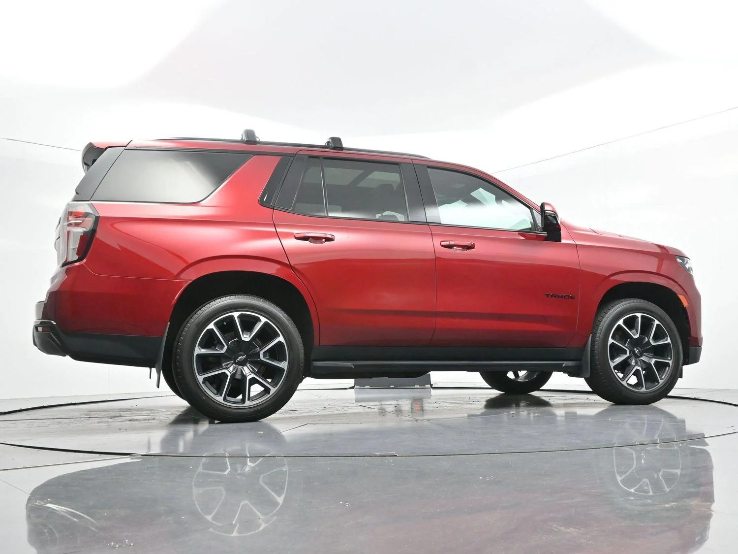 Used 2021 CHERRY RED TINTCOAT Chevrolet RST image 54