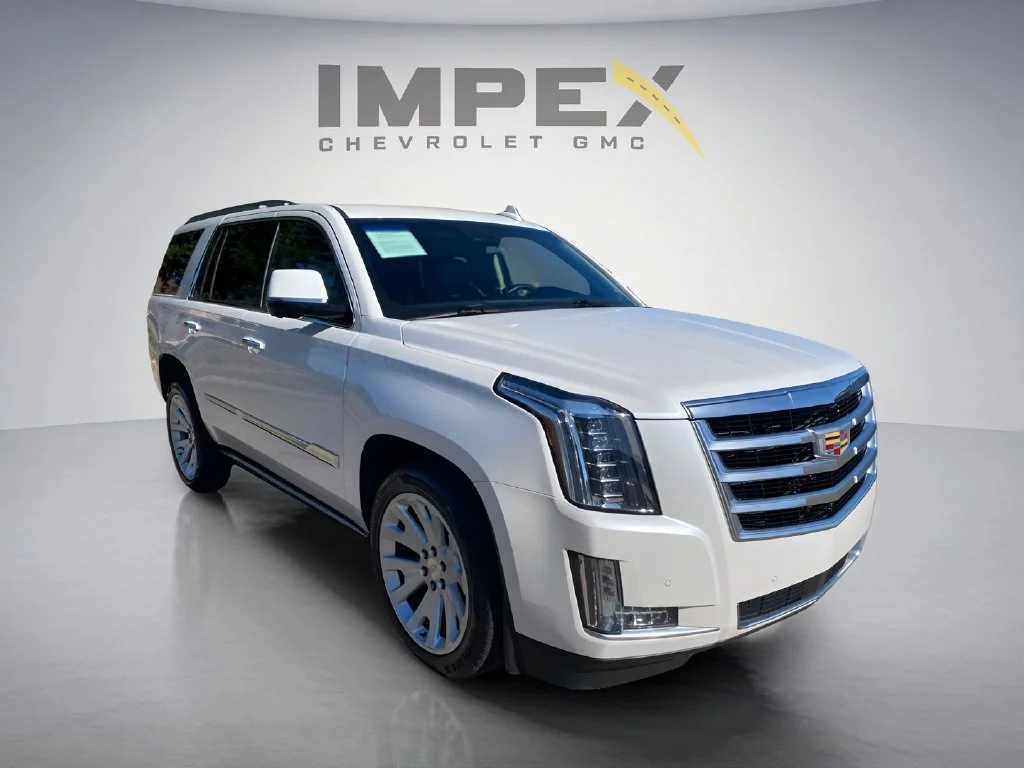 Used 2016 CRYSTAL WHITE TRICOAT Cadillac Premium Collection image 7