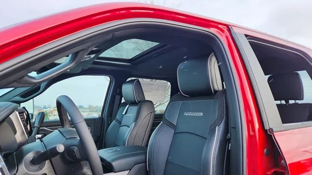 New 2026 Molten Red Pearl-Coat Exterior Paint RAM Laramie image 21