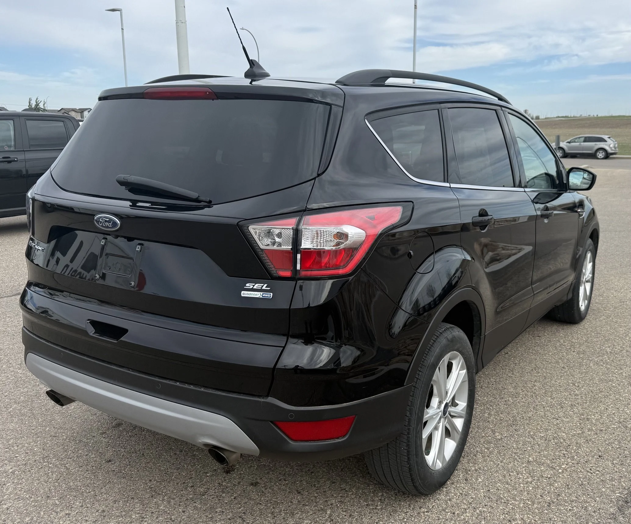 Used 2018 BLACK Ford SEL EcoBoost™  4WD **New Arrival** image 5