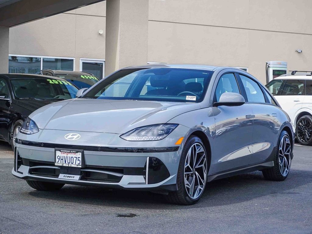 Used 2023 Blue Hyundai SEL image 3