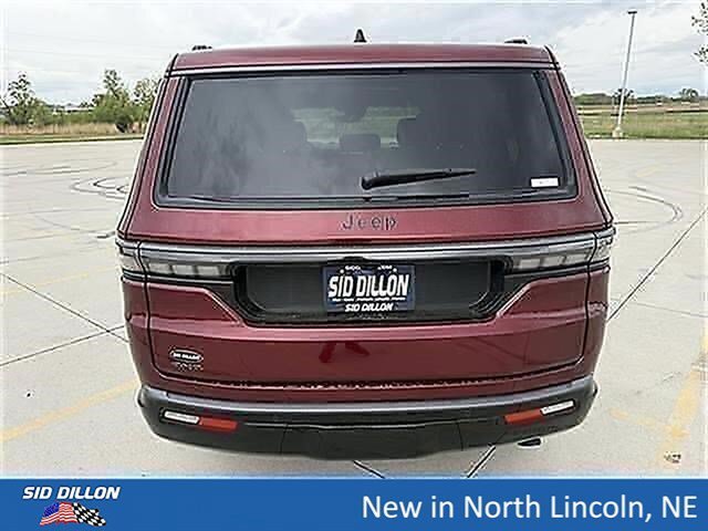 New 2026 Velvet Red Pearlcoat Jeep Limited Reserve image 4