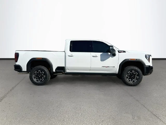 2026 GMC Sierra 2500HD AT4X - Photo 3