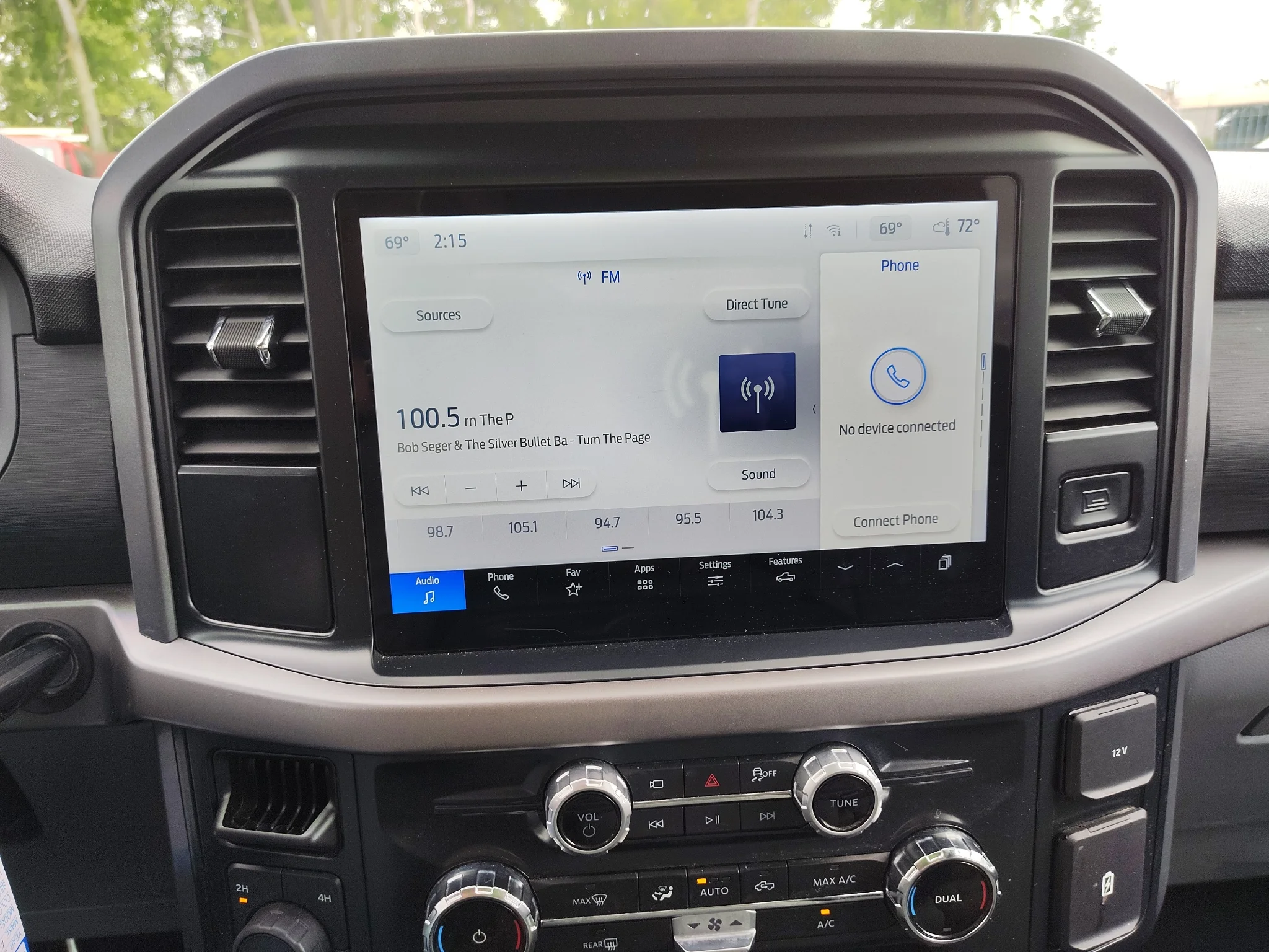 Used 2025 Oxford White Ford XLT image 19