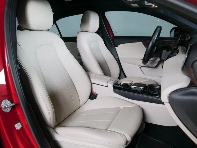 Used 2021  Mercedes-Benz A 220 image 3