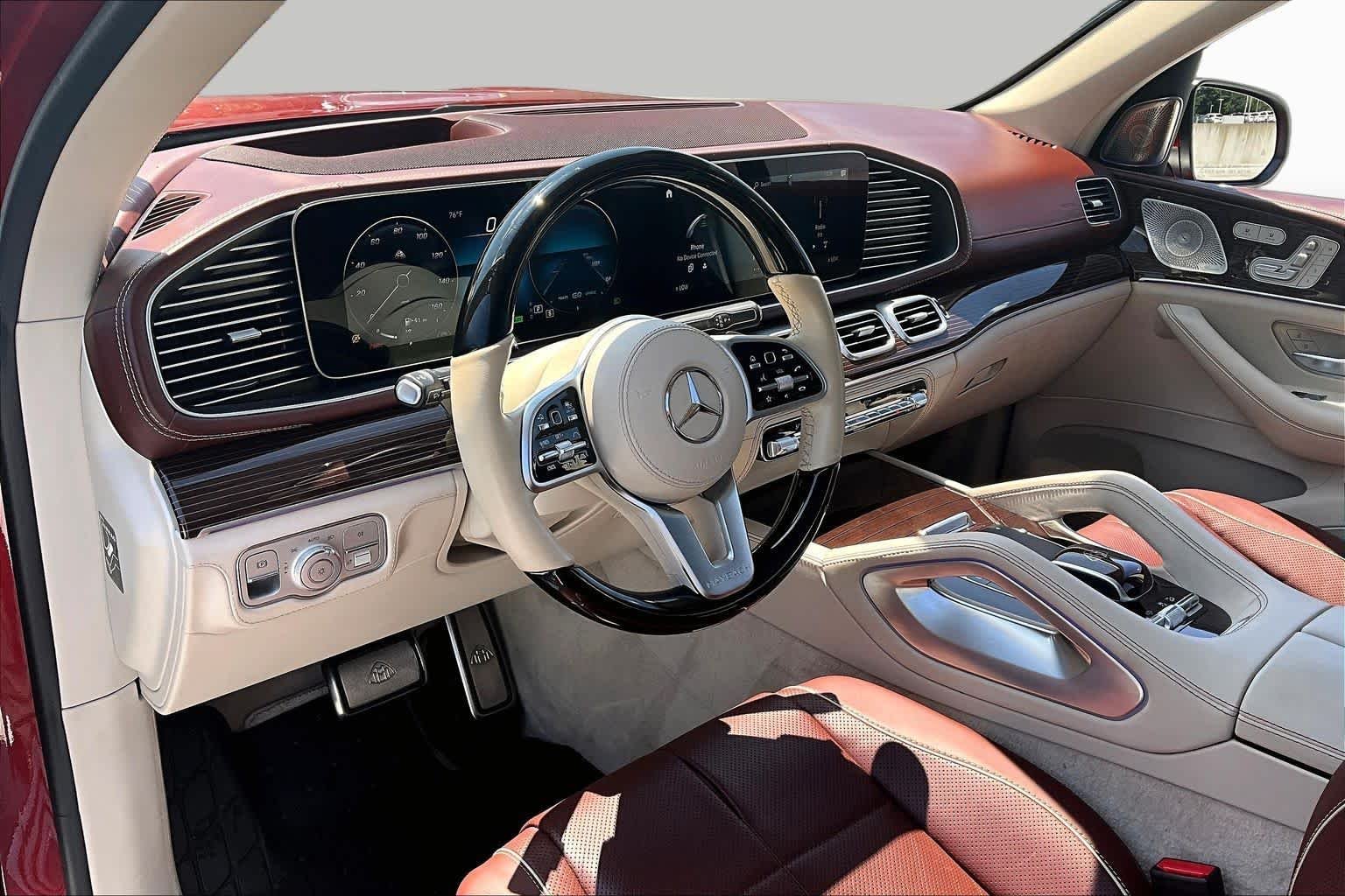 Used 2023 MANUFAKTUR Cardinal Red Metallic Mercedes-Benz Maybach GLS 600 image 18