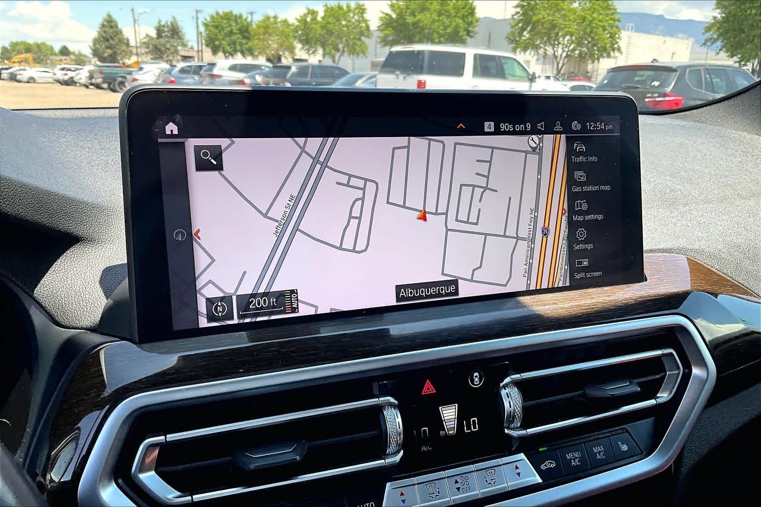 Used 2022 Mineral White Metallic BMW xDrive30i image 30