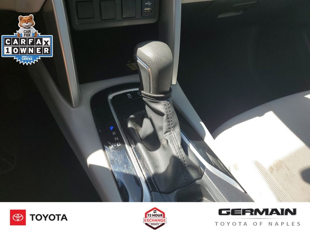 Used 2022 Red Toyota LE image 27