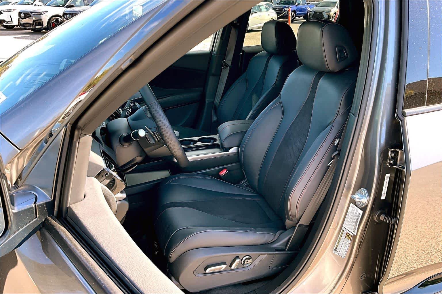 Used 2026 Liquid Carbon Metallic Acura w/A-Spec Package image 9