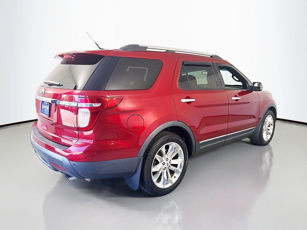 Used 2013 Ruby Red Metallic Tinted Clearcoat Ford XLT image 12