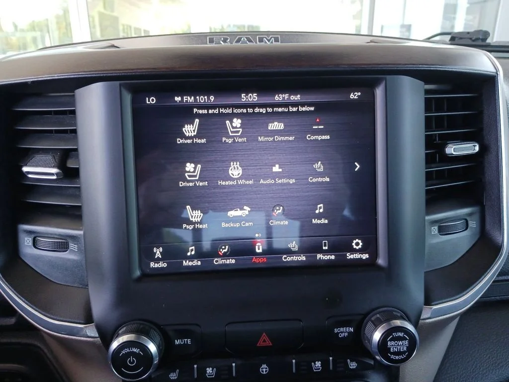 Used 2021 Black Ram Laramie image 21