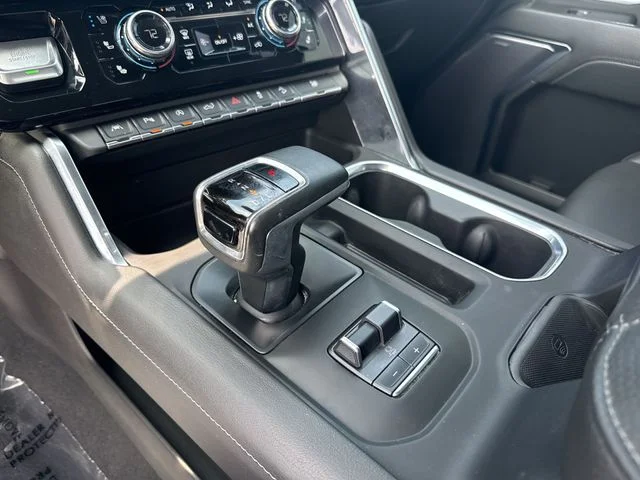 Used 2023 Silver GMC Denali image 19