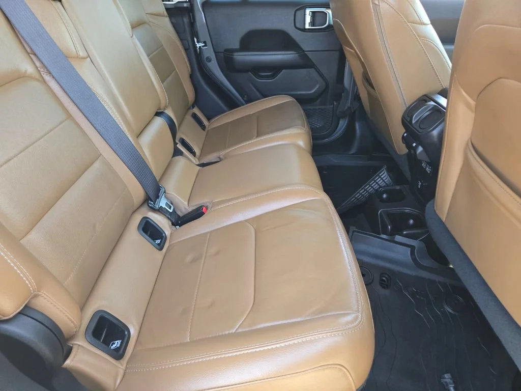Used 2021 Sting-gray Clearc Jeep Overland image 15