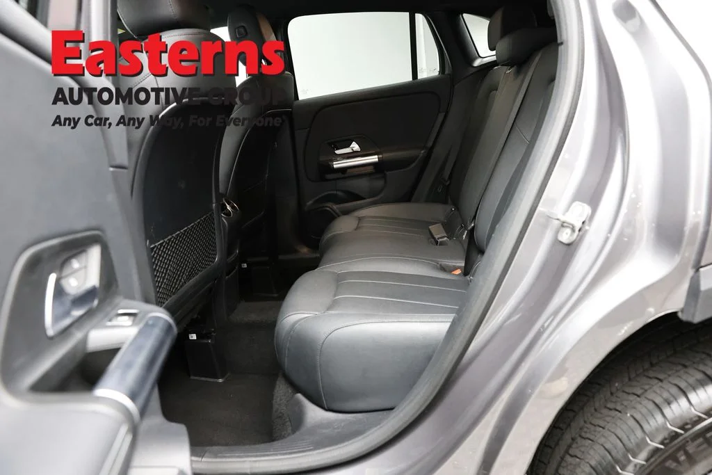 Used 2025 Gray Mercedes-Benz GLA 250 image 21