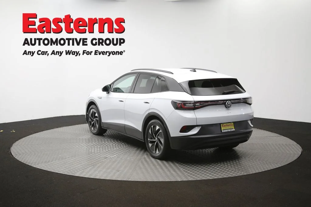 Used 2021 White Volkswagen Pro image 63
