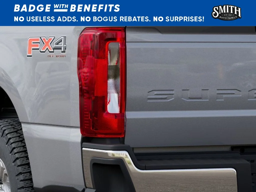 New 2027 Iconic Silver Metallic Ford F-250® XLT image 22