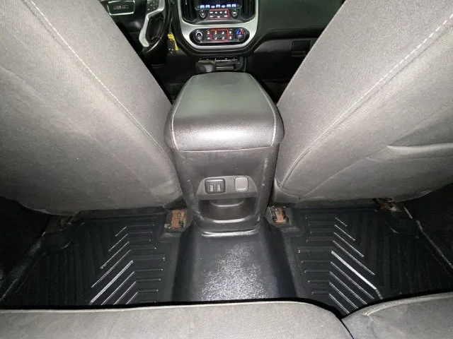Used 2016 Silver GMC SLE1 image 28
