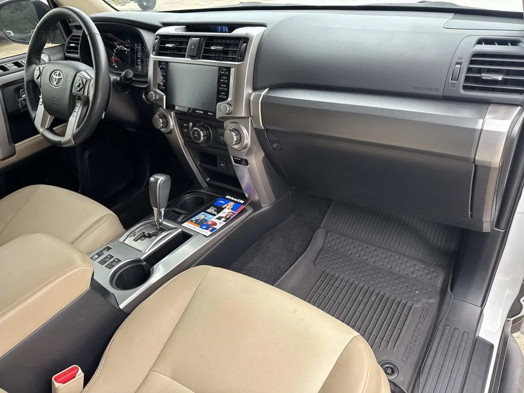 Used 2024 White Toyota SR5 Premium image 27