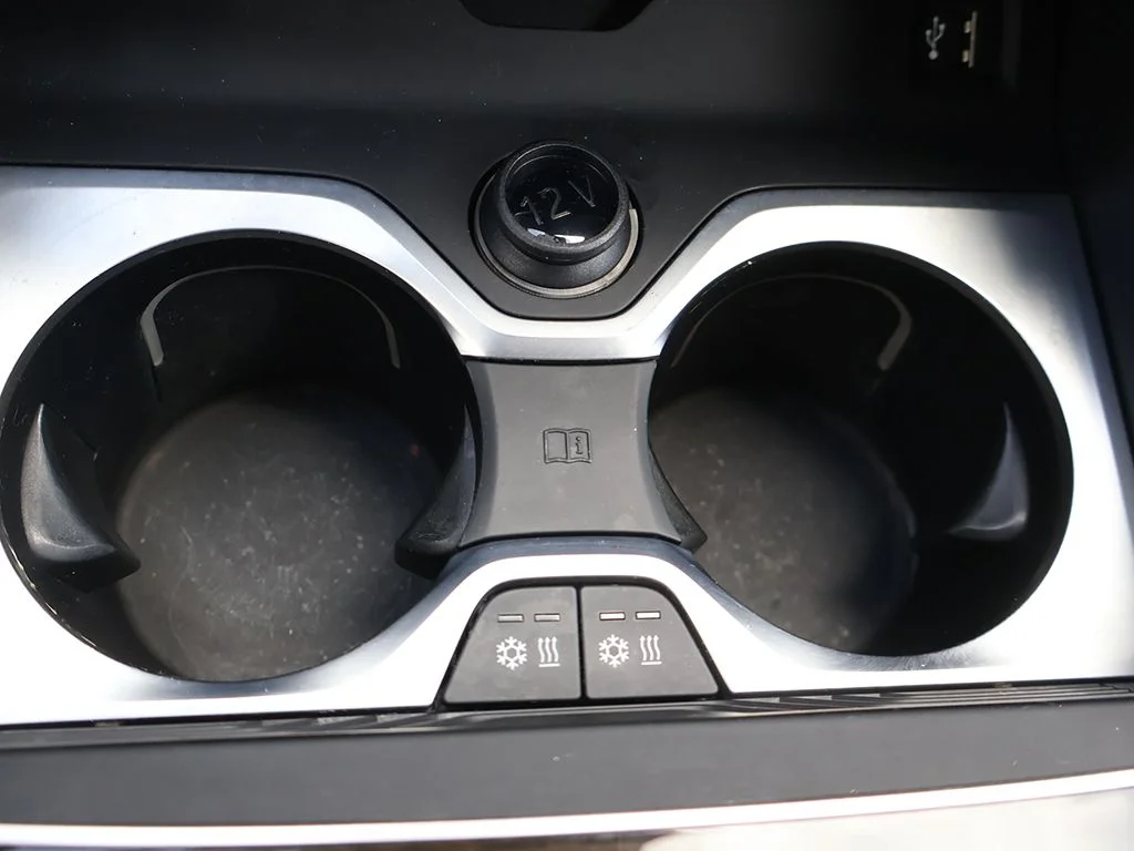 Used 2021 White BMW M50i image 80