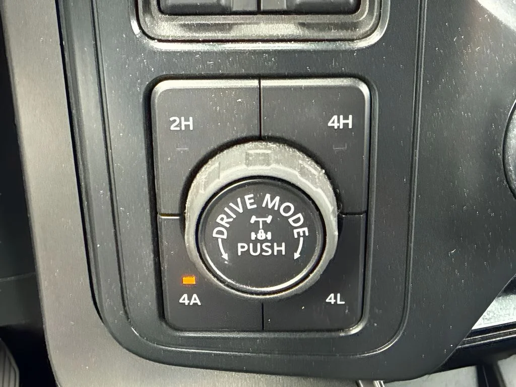 Used 2025 Red Ford Lariat image 15