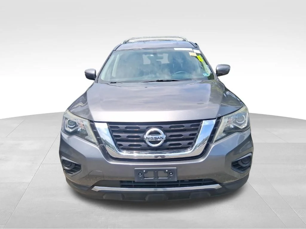 Used 2019 Gray Nissan S image 2