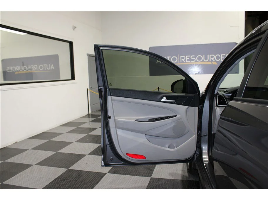Used 2020 Magnetic Force Hyundai Value image 11