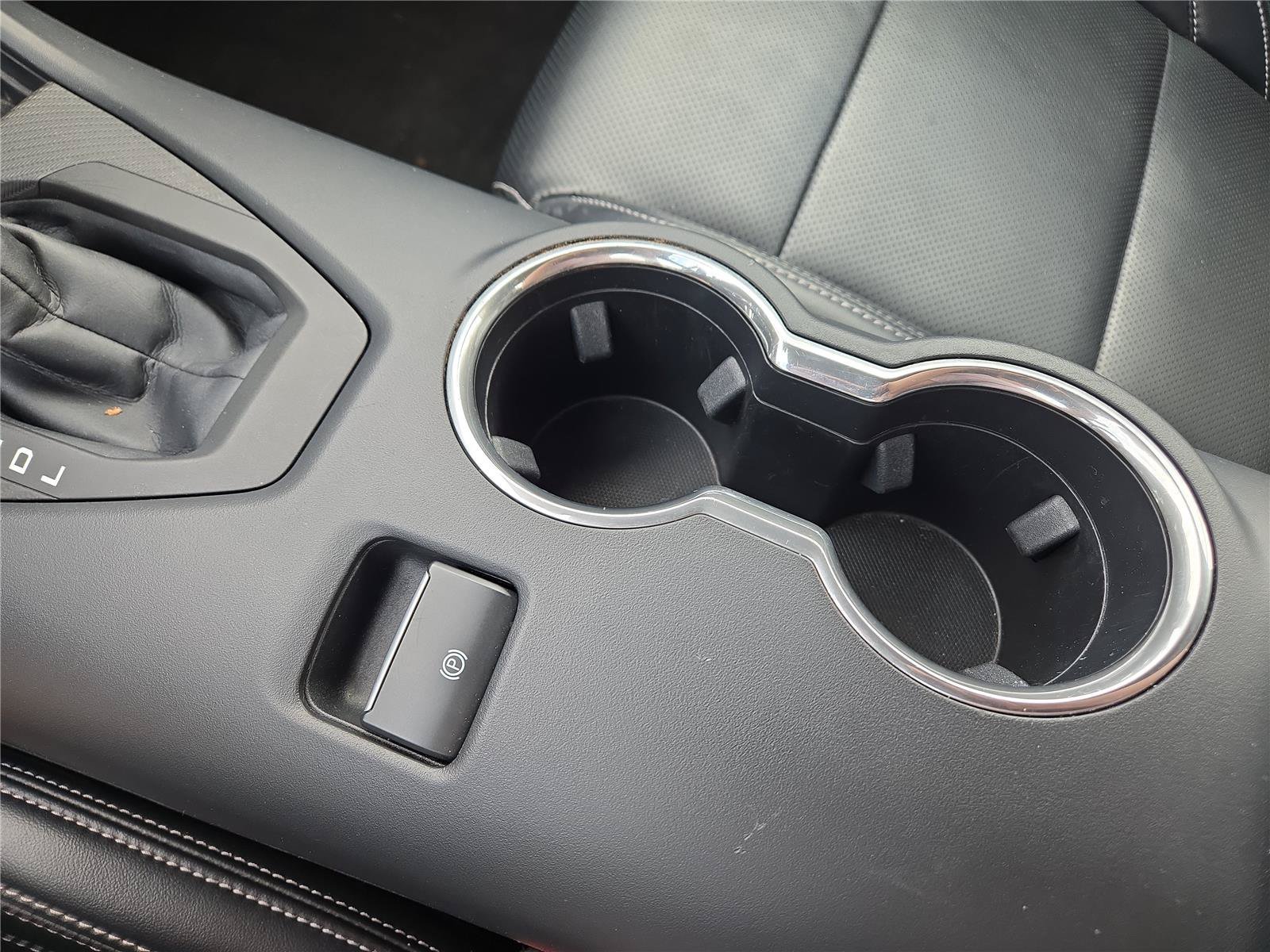 2024 Ford Mustang EcoBoost - Photo 27