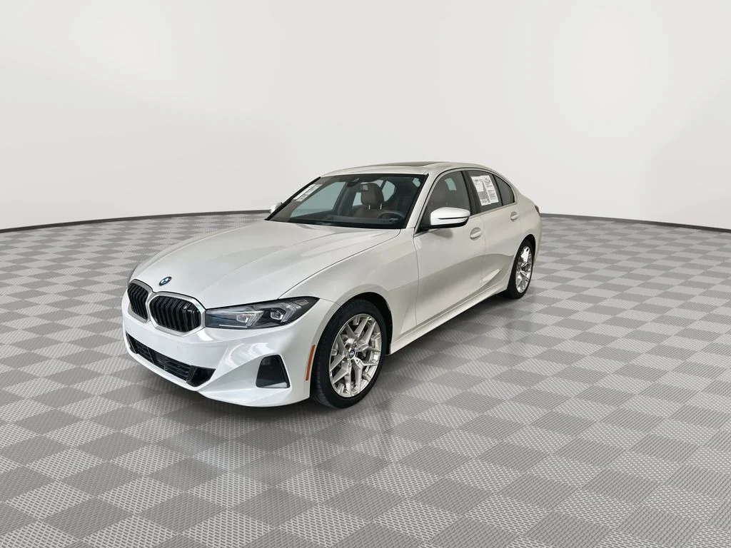 Used 2025 White BMW 330i image 4