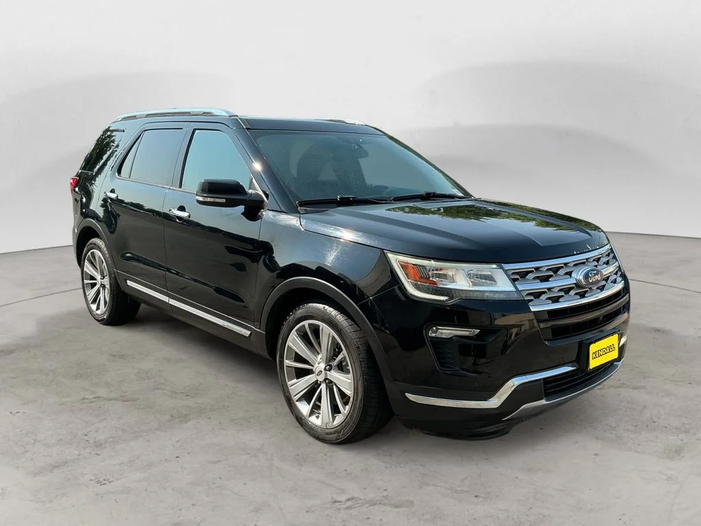 Used 2018 Black Ford Limited image 3