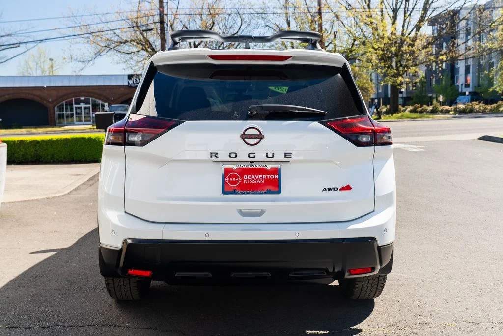 New 2026 Everest White Pearl TriCoat Nissan Rock Creek® image 5