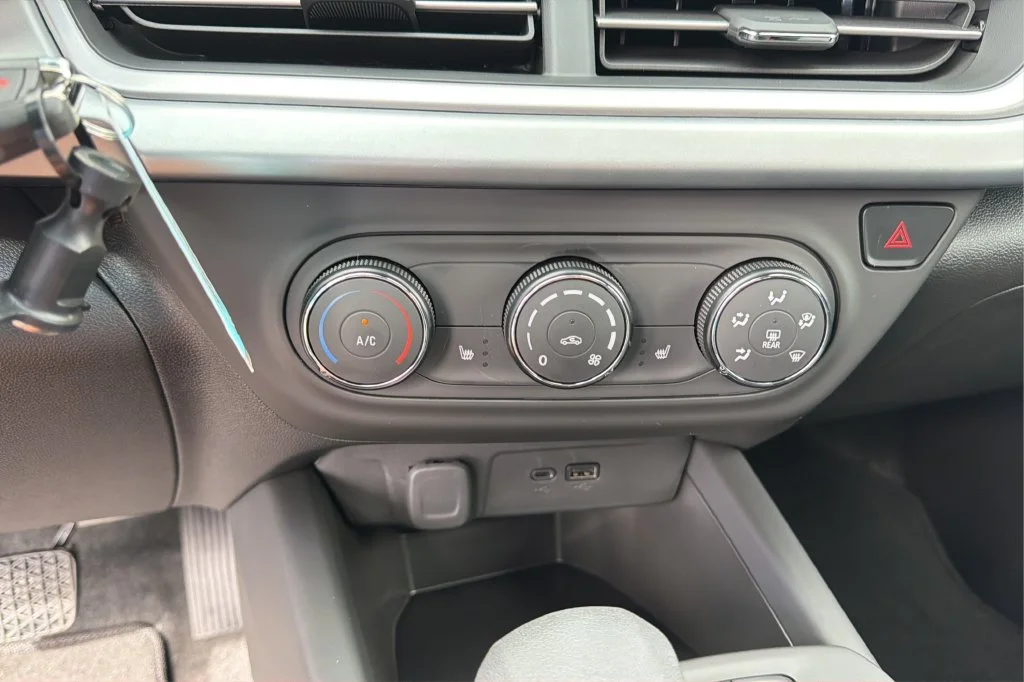 New 2026 Sterling Gray Metallic Chevrolet 1RS image 30